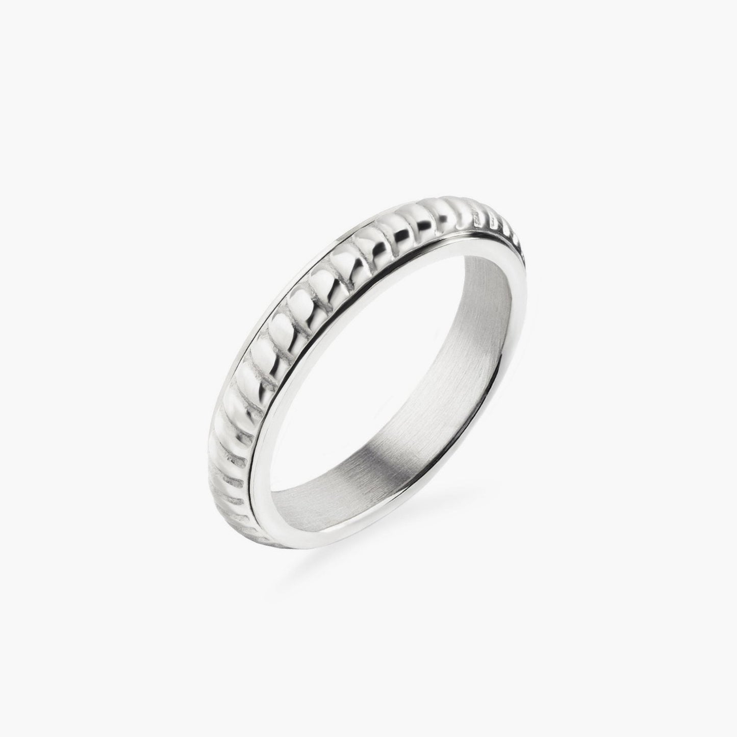 silver spinning pleated ring
