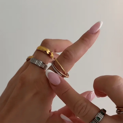 trio gliding fidget ring